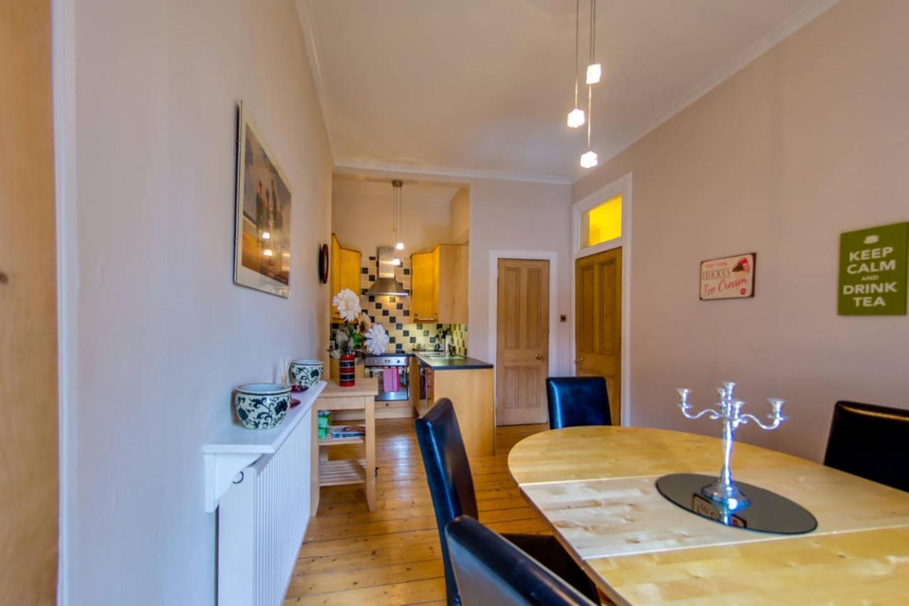 Joivy Spacious Apartment Next To The Meadows Edimburgo Exterior foto